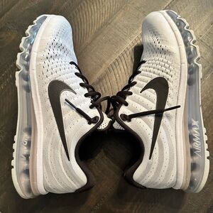 New, Nike Air Max 2017 - mens 10
